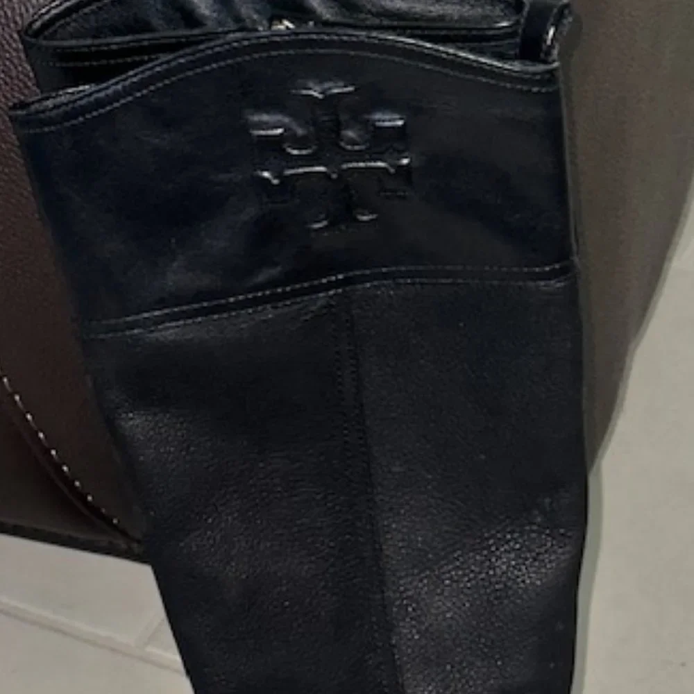 Tory Burch Pebbled 2 Tone Leather Black Riding Boots (EUC) Sz 8